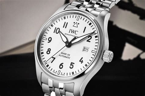 iwc pilot's watch mark xx|iwc mark xviii vs xx.